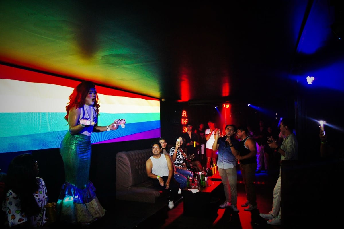 Sins Night Club - Imagen 2